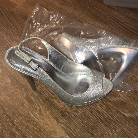 Jeffrey Tyler Shoes - Silver heals